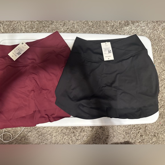 TENNIS SKIRTS- BRAND NEW W/TAGS. - Picture 2 of 2